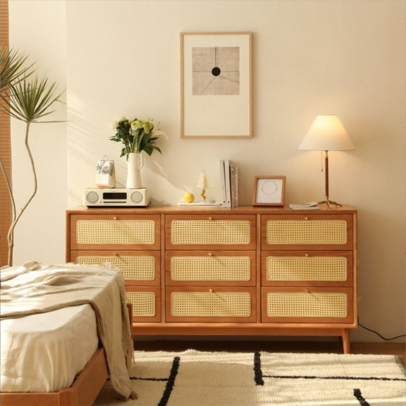 Contemporary Chest Rectangle Pine with Drawer Knobs Straight Legs Accent Chest