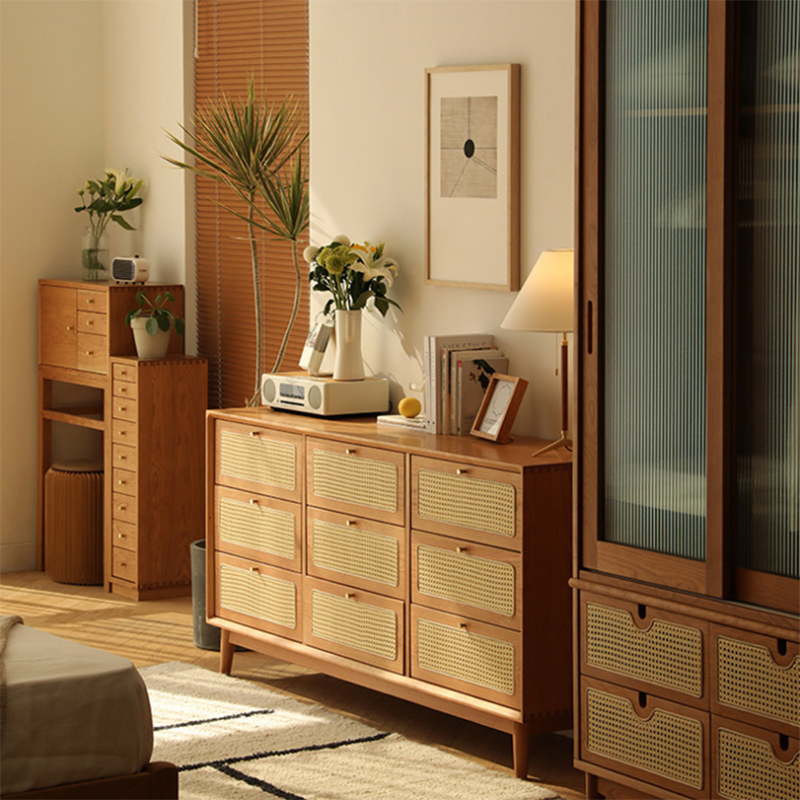 Contemporary Chest Rectangle Pine with Drawer Knobs Straight Legs Accent Chest