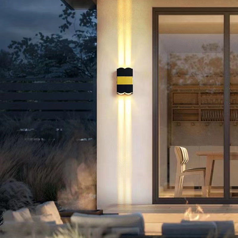 Modern Style Wall Lamp Metal 4 Lights Sconces in Black for Outdoor
