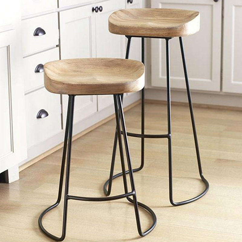 Contemporary Style Counter Stool Solid Wood Saddle Seat Bar Stool with Metal Base