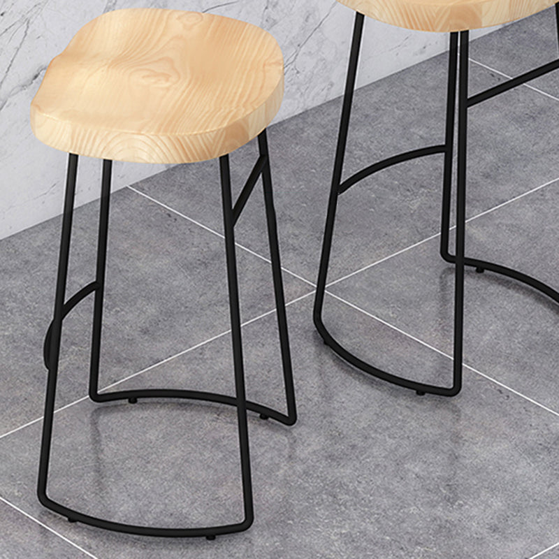 Modern Armless Backless Counter Stool Pine Wood Bar Stool with Pedal for Cafe