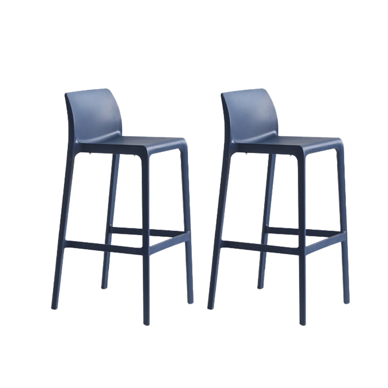 Industrial Stackable Indoor Bar Stool Plastic Armless Bar Height Stool