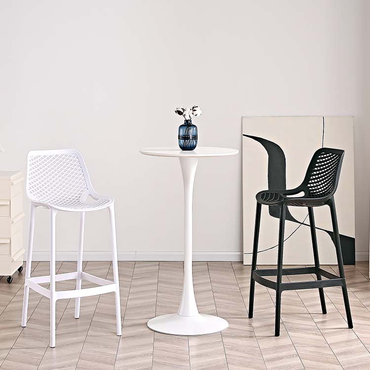Pp Plastic Bar Height Stool Indoor Industrial Armless Bar Stool with Footrest