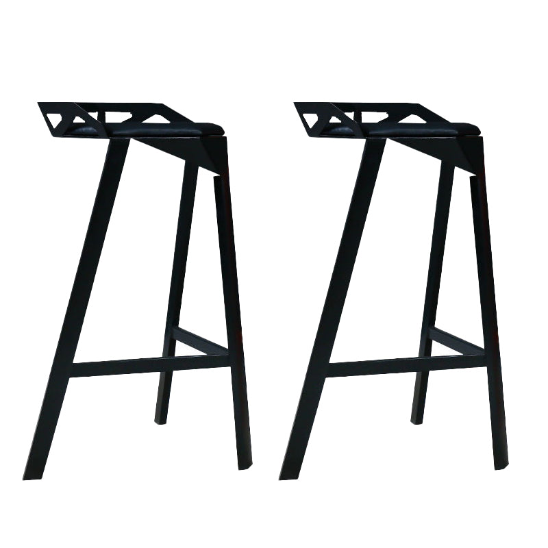 Modern Stackable Backrest Counter Stool Iron Cafe Bar Stool with Cushion and Pedal