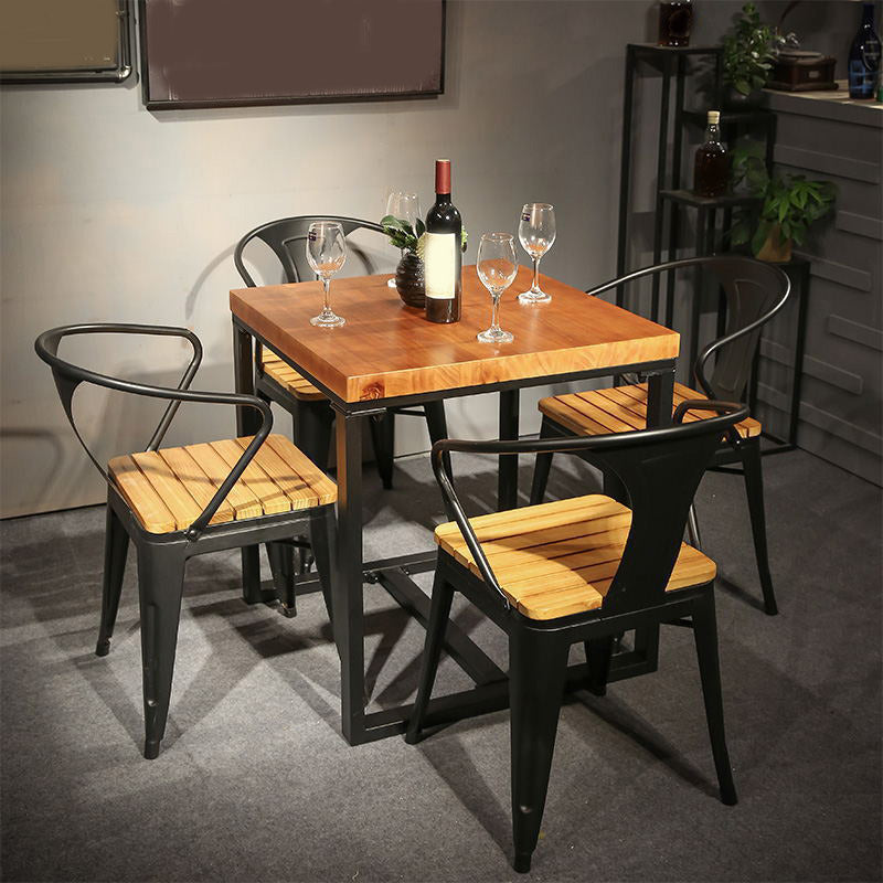 Industrial Indoor Dining Table Brown Wood Top Table with Metal Frame