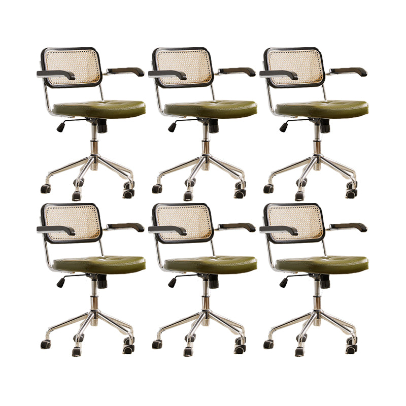 Modern Style Swivel Chair Low Back Home Office Chair with Wheels
