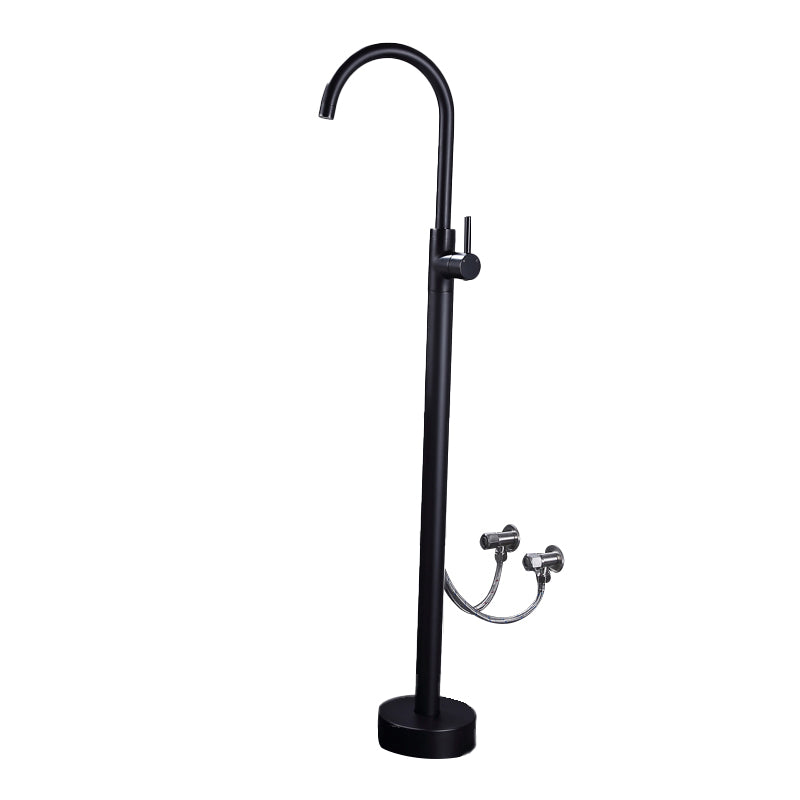 Floor Mounted Metal Freestanding Tub Filler High Arc Freestanding Faucet with Hose