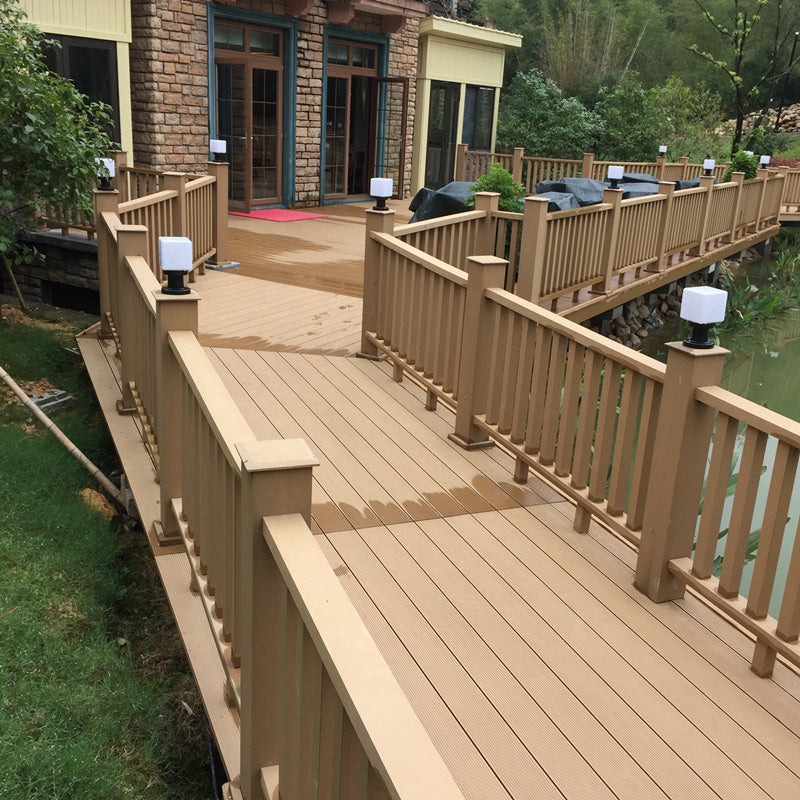 Modern Plastic Wood Laminate Scratch Resistant Laminate Plank Flooring for Outdoors