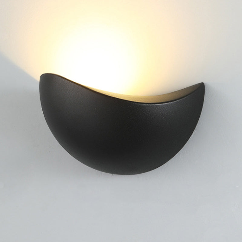 1 - Light Geometric Wall Sconce in Black / White Finish Metal Wall Mount