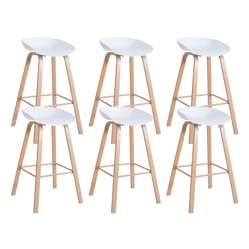 Scandinavian Bucket Armless Stool Plastic Bar Stool with Wood Legs