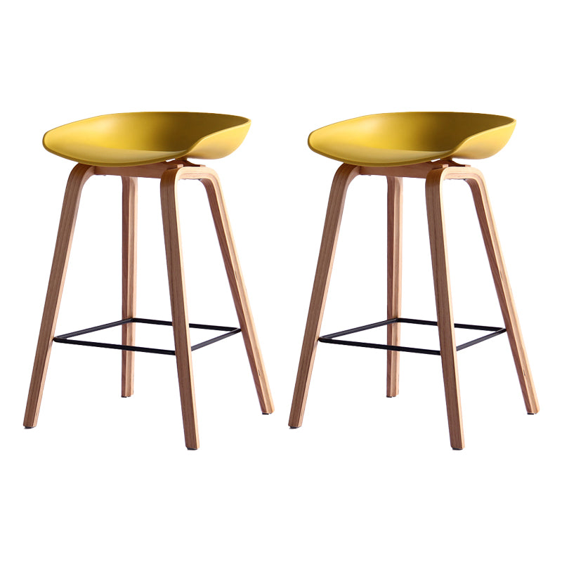 Scandinavian Solid Wood Legs Bar Stool Plastic Armless Bar Stool