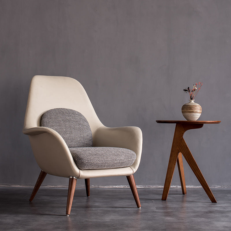 Scandinavian Solid Wood End Table Corner Table for Living Room