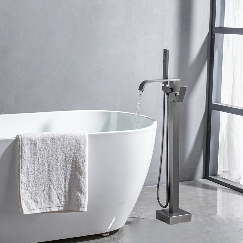 Floor Mounted Metal Freestanding Tub Filler Swivel Freestanding Faucet