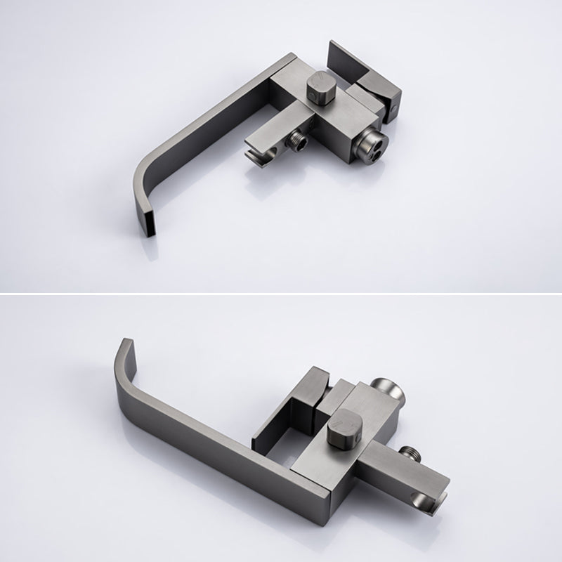 Floor Mounted Metal Freestanding Tub Filler Swivel Freestanding Faucet