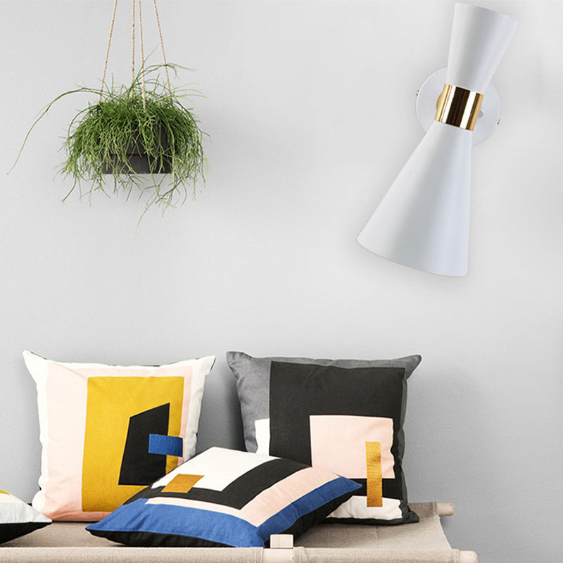 Metal Geometric Shape Wall Light Modern Style Wall Light Sconce