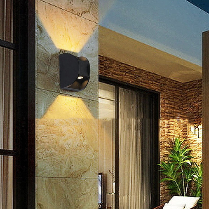 Geometric Shape Wall Lamp Modern Style Metal 2 Lights Wall Light in Black
