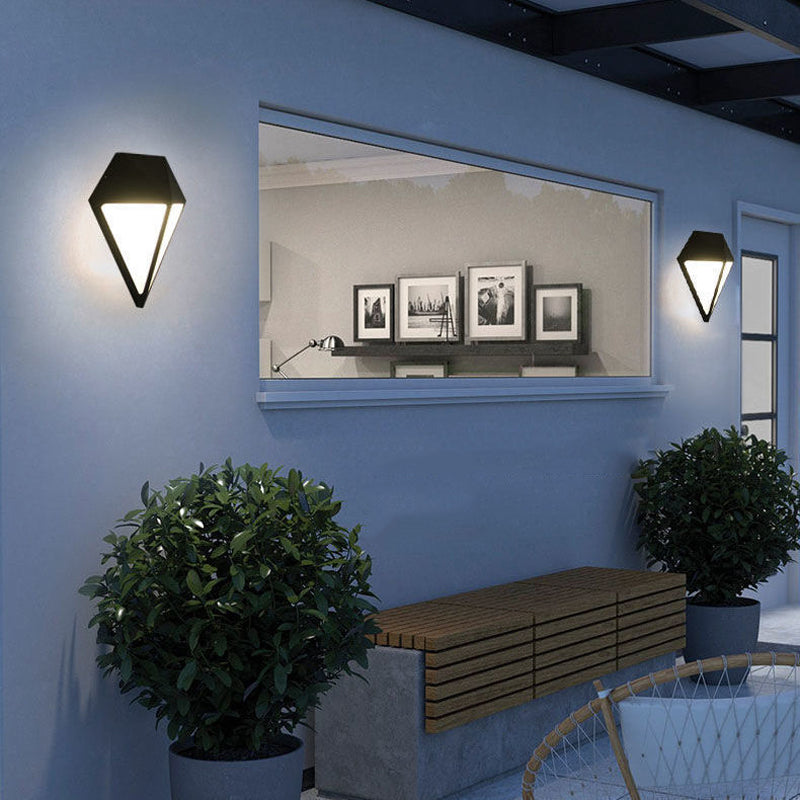 Geometric Shape Wall Lamp Modern Style Metal 1 Light Wall Light in Black