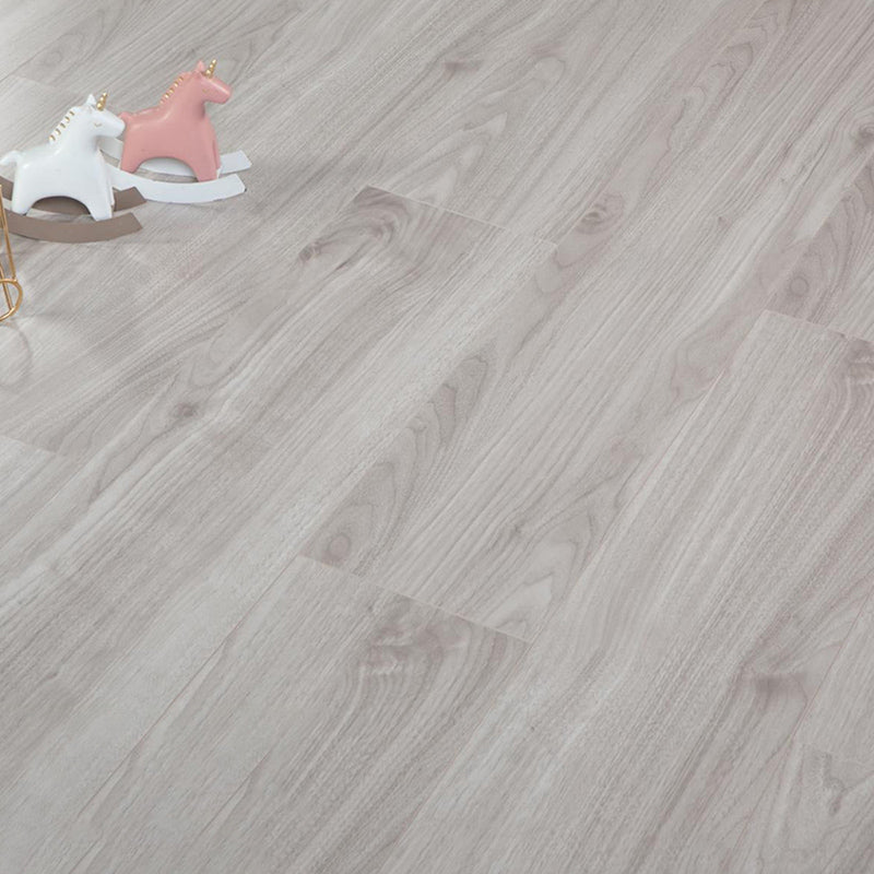 Pine Slip Resistant Laminate Plank Flooring Modern Laminate Floor