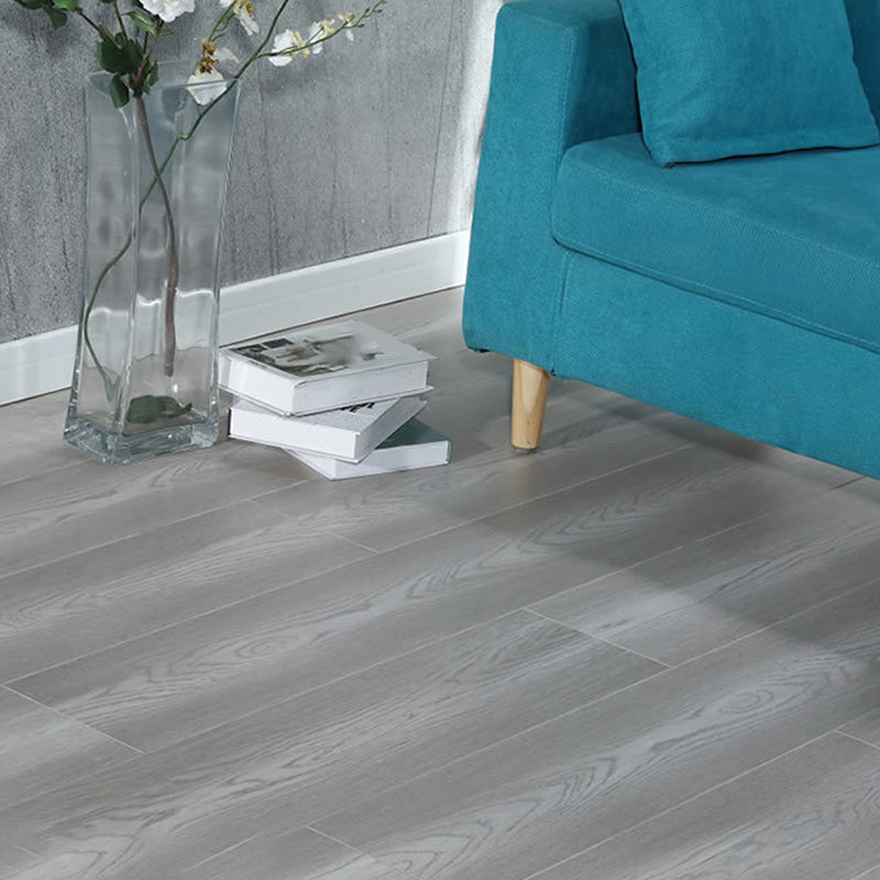 Pine Slip Resistant Laminate Plank Flooring Modern Laminate Floor