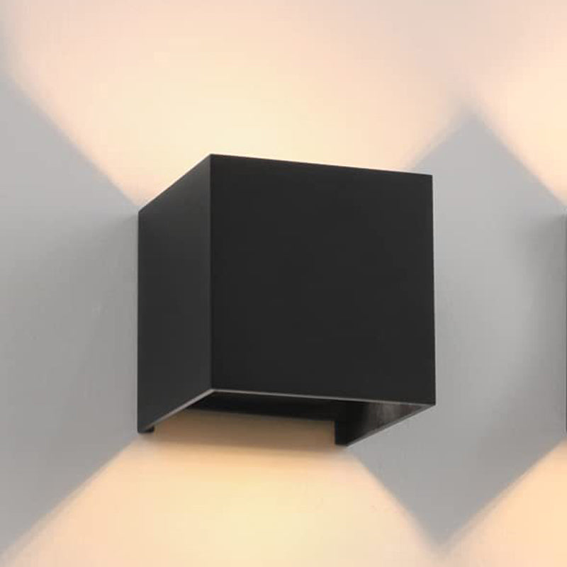 Geometric Shape Wall Lamp Modern Style Metal Wall Light in Black