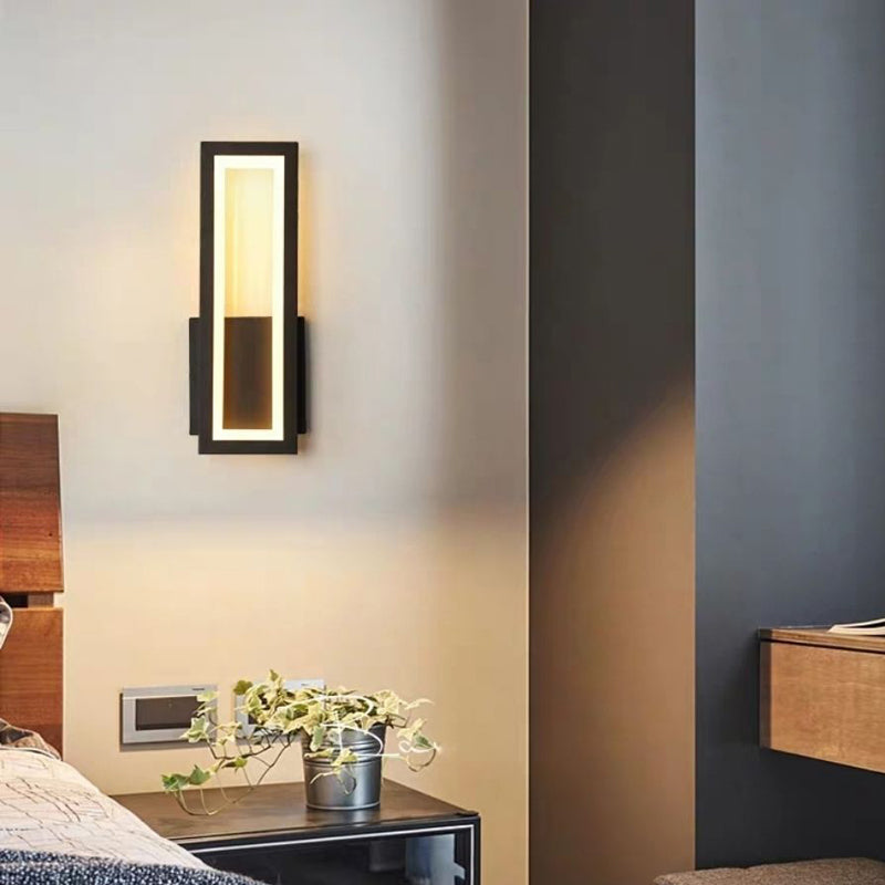 Rectangular Shape Wall Lamp Modern Style Metal 1 Lights Wall Light in White/Black