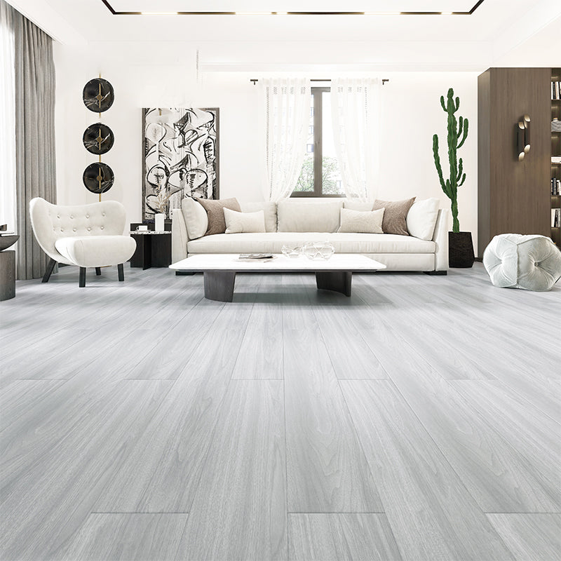 Modern Pine Laminate Flooring Click-Lock Waterproof Laminate Plank Flooring