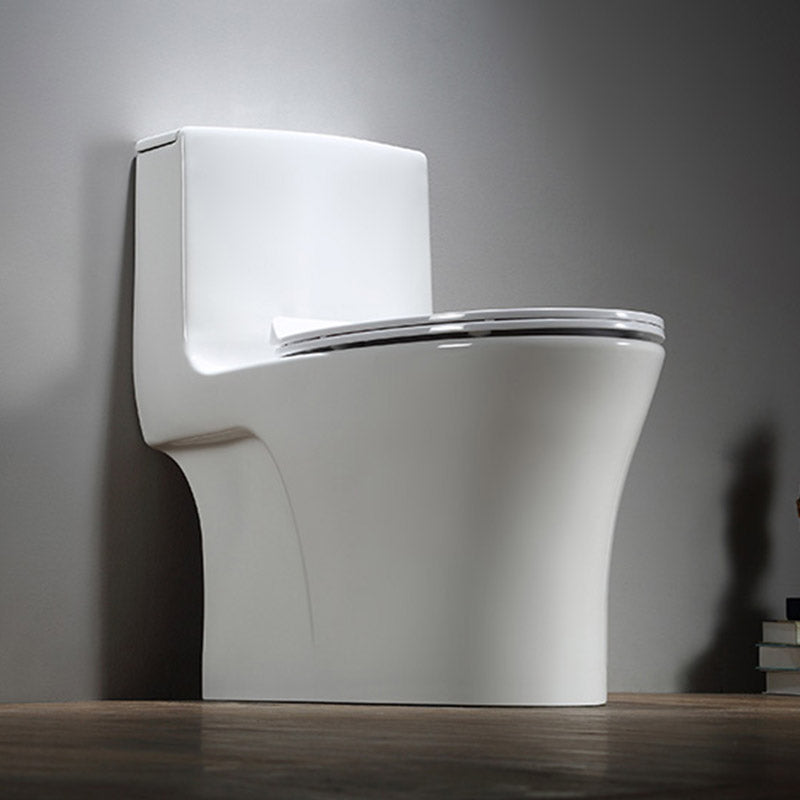 Traditional All-In-One Skirted Toilet Bowl Siphon Jet Toilet with Seat for Bathroom