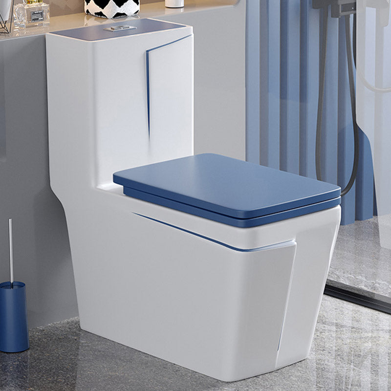 Skirted Traditional Flush Toilet Floor Mount One-Piece Toilet with Slow Close Seat