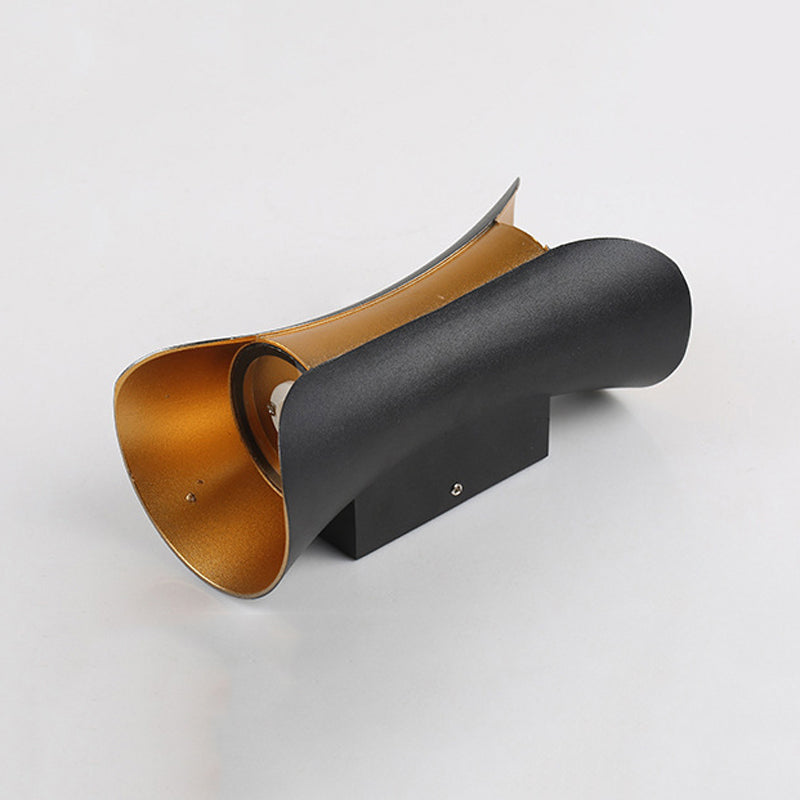 Curl Shape Wall Light Modern Style Metal Sconce Light for Living Room