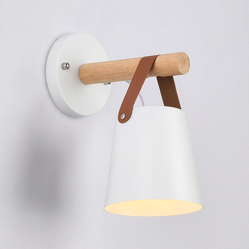 Modern Style Metallic Wall Light Minimalist Wall Light Sconce for Bedroom