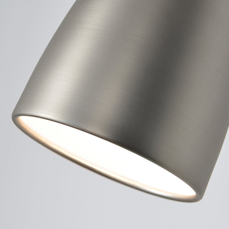 Contemporary Wall Light Metallic Wall Light Sconce with Adjustable Arm