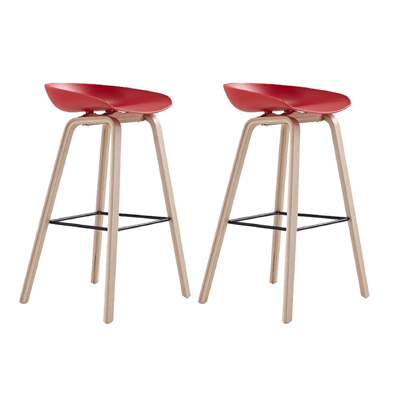 Indoor Plastic Bucket Seat Scandinavian Armless Bar Height Stool with Wood Legs