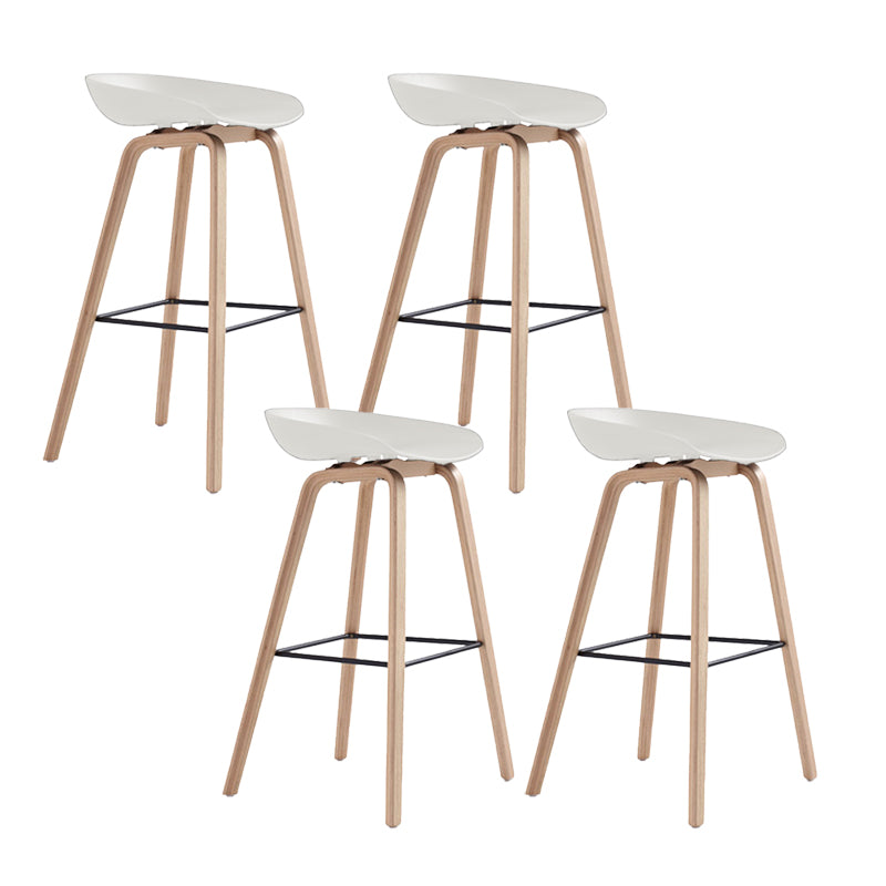 Indoor Plastic Bucket Seat Scandinavian Armless Bar Height Stool with Wood Legs