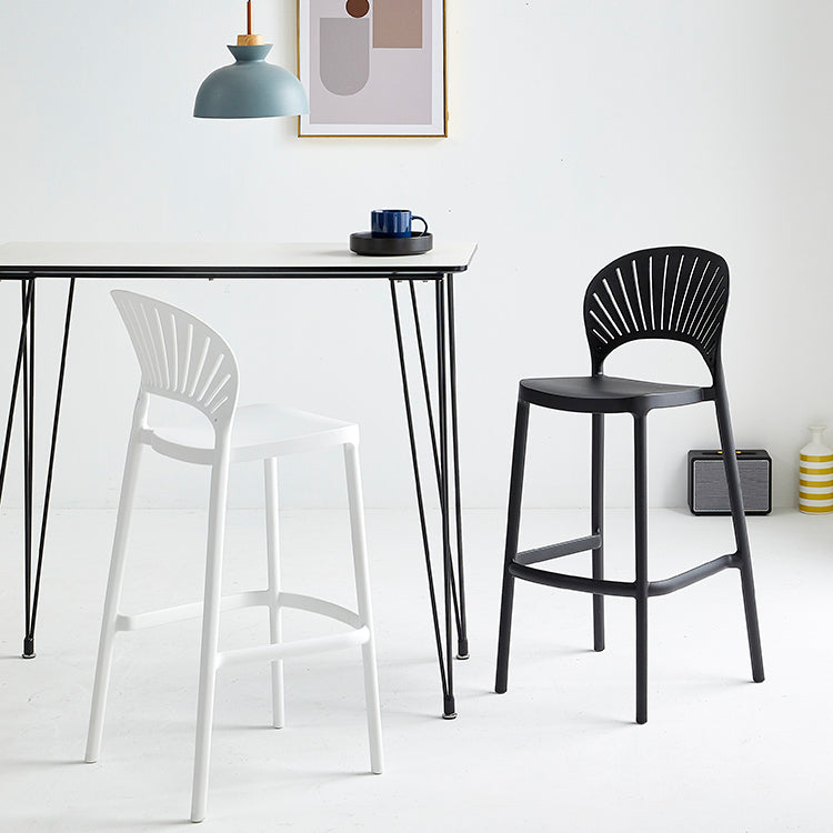Industrial Armless Low Back Bar Stool Indoor Stackable Plastic Bar Stool