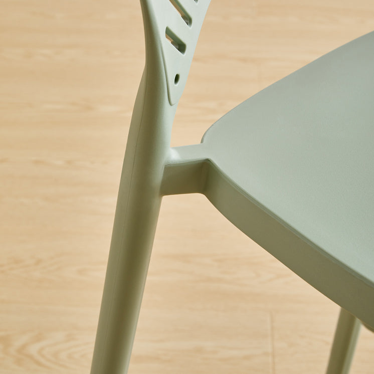 Industrial Armless Low Back Bar Stool Indoor Stackable Plastic Bar Stool