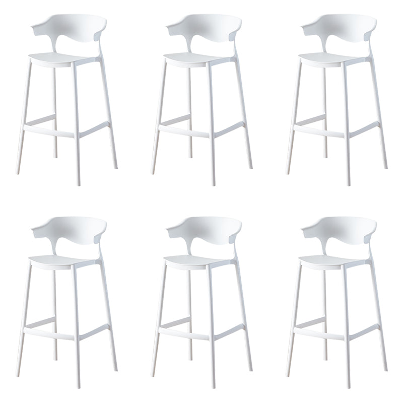 Indoor Plastic Armless Bar Height Stool Industrial Stackable Low Back Bar Stool