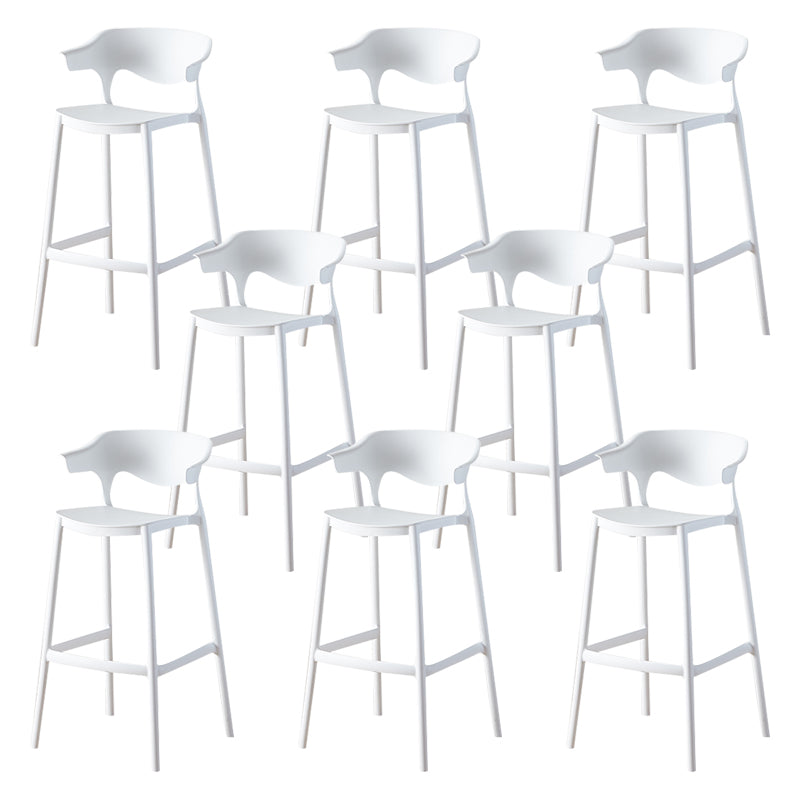 Indoor Plastic Armless Bar Height Stool Industrial Stackable Low Back Bar Stool