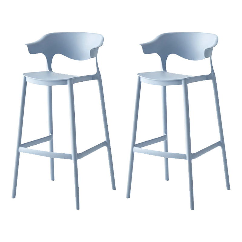 Indoor Plastic Armless Bar Height Stool Industrial Stackable Low Back Bar Stool