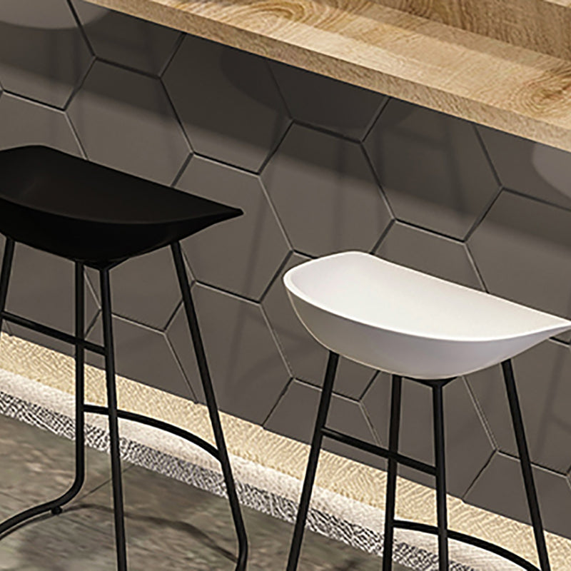 Modern Armless Backrest Counter Stool Iron Bar Stool with Acrylic Seat and Pedal for Bar