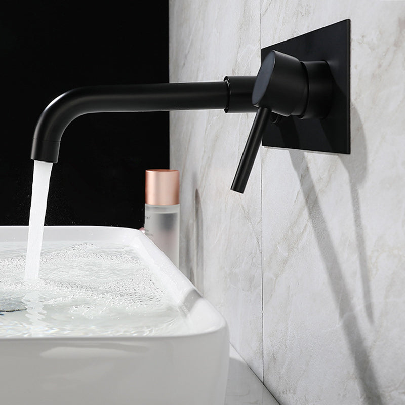 Glam Style Faucet Single Handle Wall Mounted Faucet for Bathroom