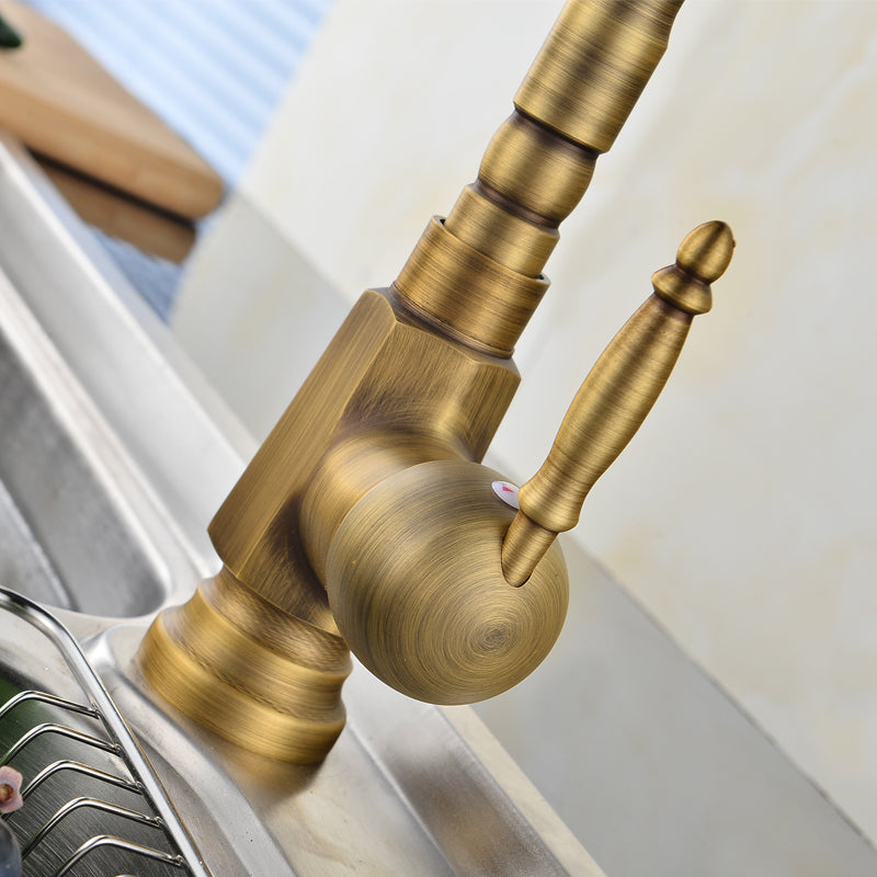 Traditional Bar Faucet with Brass Sprayer 1-Handle Kitchen Faucet