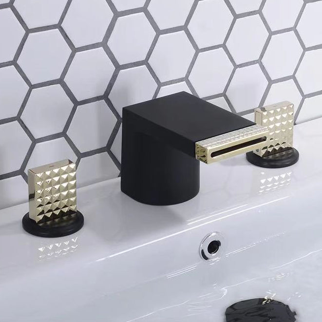Contemporary Deck Mounted Metal Roman Tub Faucet Low Arc Roman Tub Faucet Set