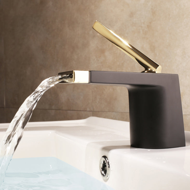 Contemporary Deck Mounted Metal Roman Tub Faucet Low Arc Roman Tub Faucet Set