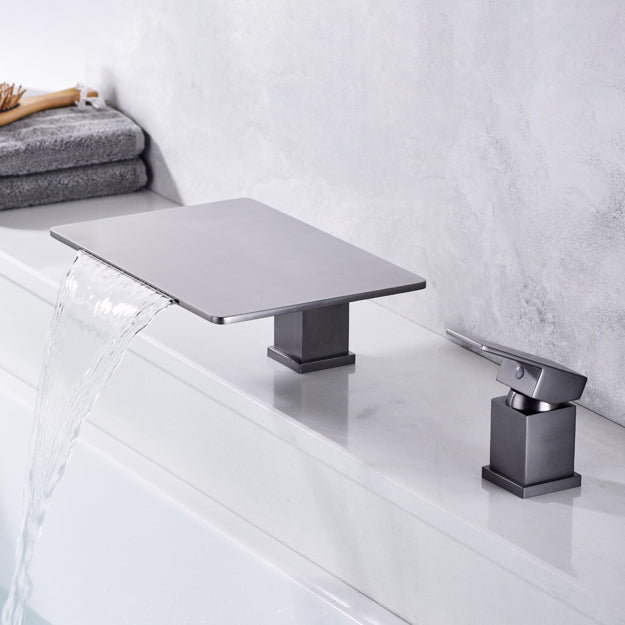 Modern Deck Mounted Metal Freestanding Tub Filler Waterfall Freestanding Faucet