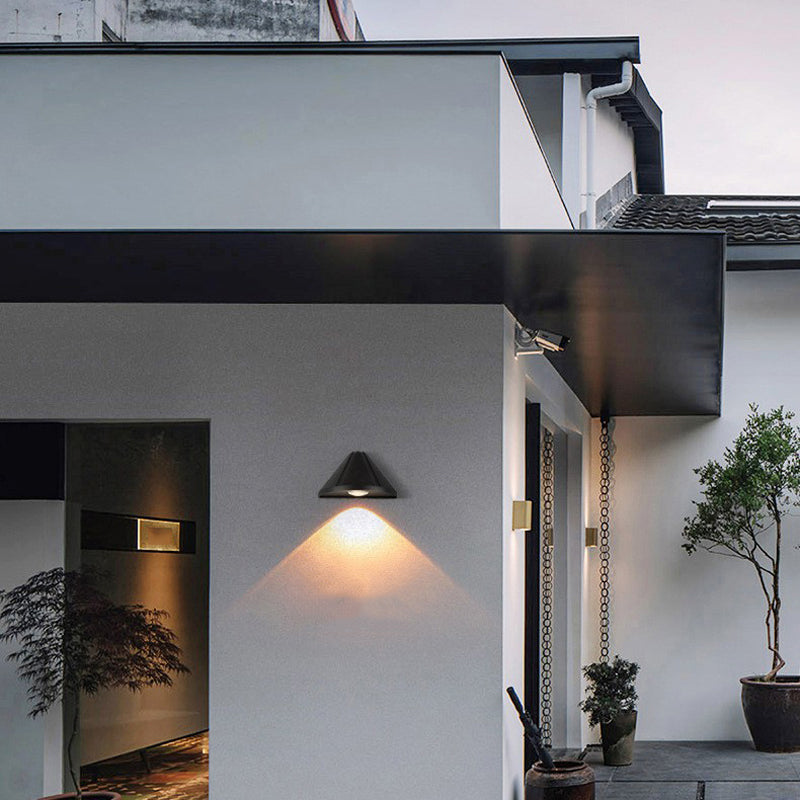 Modern Style Triangle Shade Wall Lamp Metal 1 Light Sconces for Outdoor