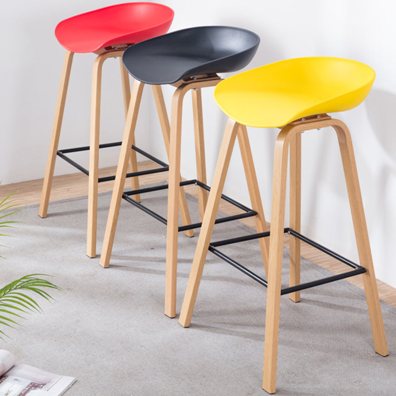 Industrial Armless Backrest Counter Stool Iron Bar Stool with Acrylic Seat for Cafe