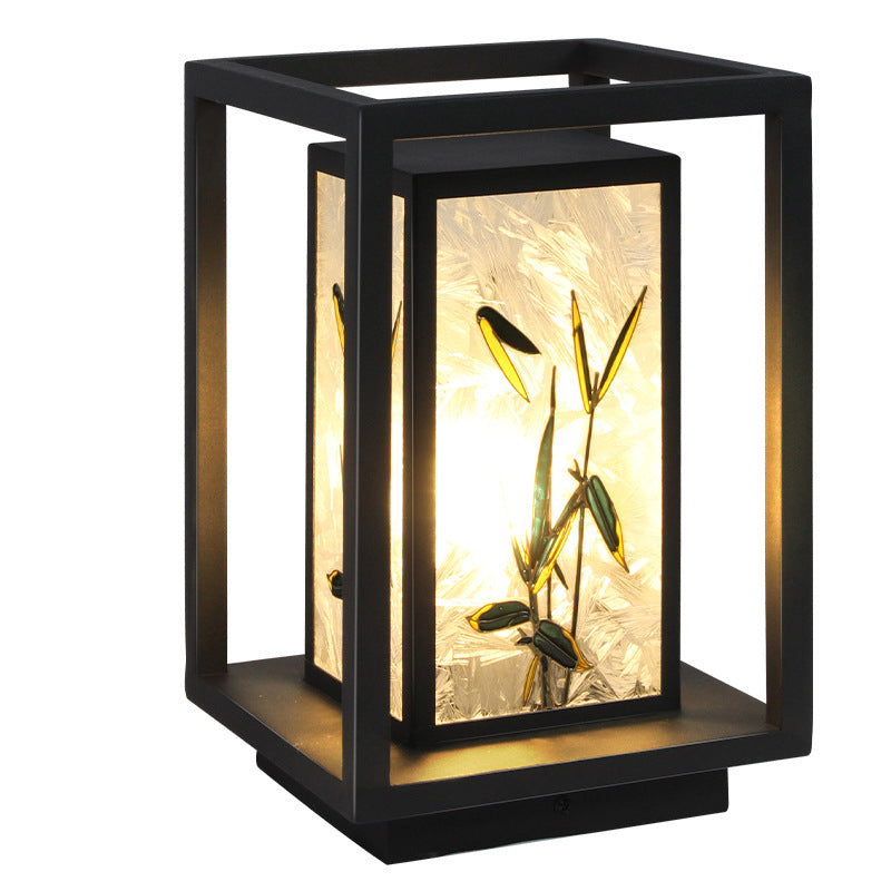 Modern Simple Metal Pillar Lamp Geometry Shape Solar Energy Pillar Light for Outdoor