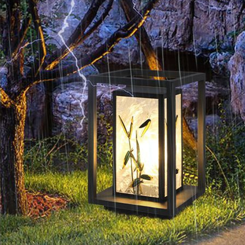 Modern Simple Metal Pillar Lamp Geometry Shape Solar Energy Pillar Light for Outdoor