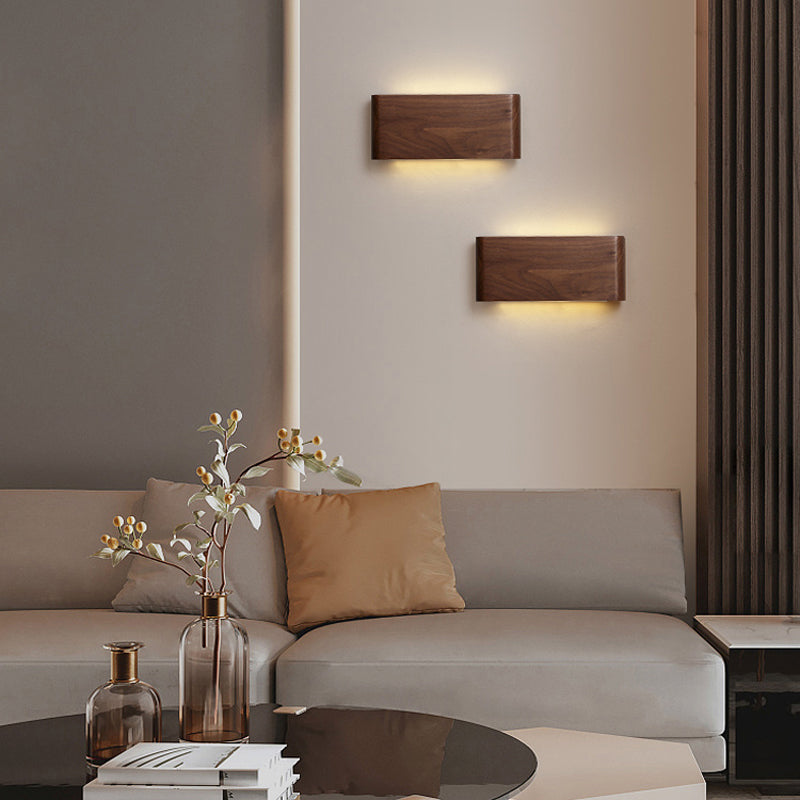 Modern Metal Wall Sconce Linear Shape Wall Light with PC Shade for Bedroom