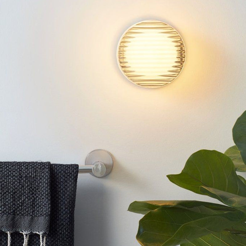 Modern Metal Wall Sconce Circle Shape 1 Light Sconce Light Fixtures